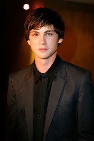 File:Logan-lerman.jpg