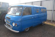 Commer van at Donnington Park 09 - IMG 6112small