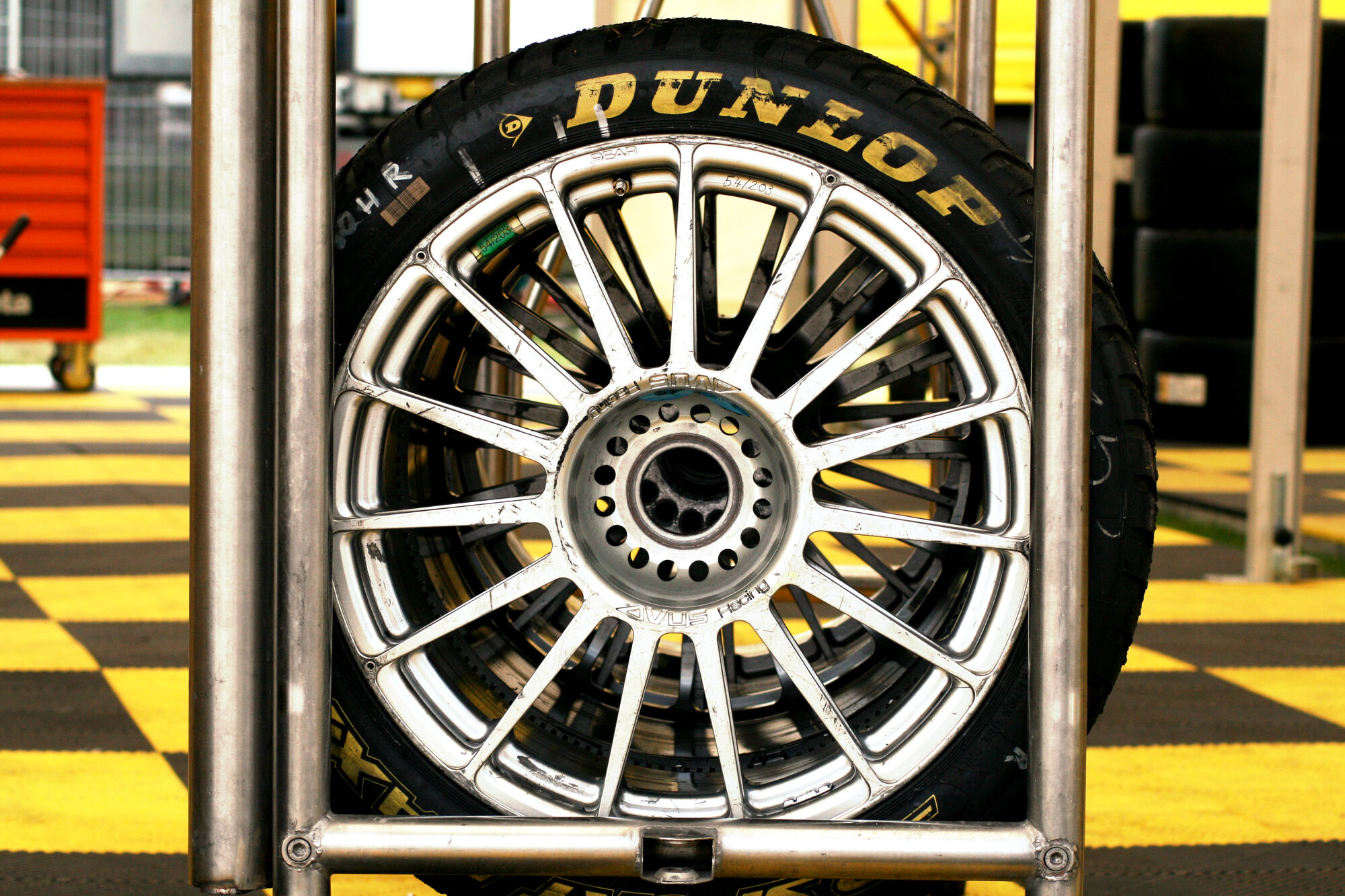 Dunlop Tyres | Tractor & Construction Plant Wiki | FANDOM powered by Wikia