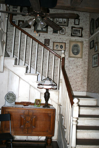 File:HouseStairs.jpg