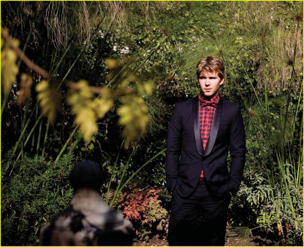 File:Ryan-kwanten-august-man-magazine-march-2010-06.jpg