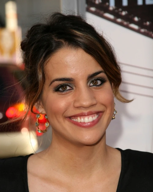 Natalie Morales | Wiki White Collar ou FBI : Duo Très Spécial | FANDOM