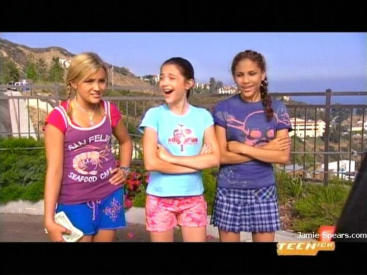 Image Spring Fling 7.jpg Zoey 101 Wiki Fandom powered by Wikia