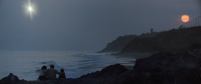 File:Vlcsnap30259one the beach.png