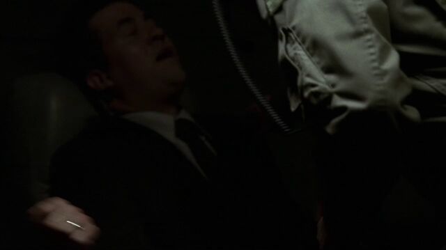 File:24 Day 5, Ep24- Logan SS guard KO'ed.jpg