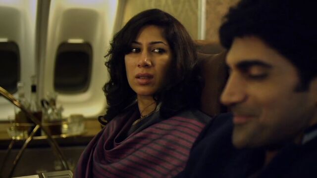 File:In1x01 Divya and Vikrant.jpg