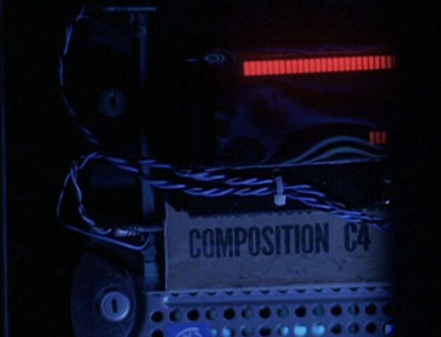 File:3x17 C4.jpg