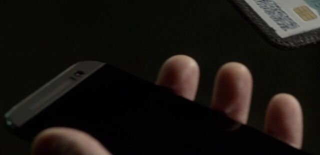 File:9x06 fake CIA phone.jpg
