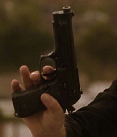 File:2x23 Beretta.jpg