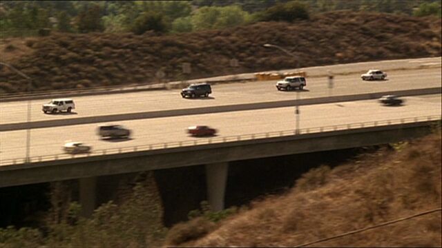 File:4x07 118 Freeway.jpg