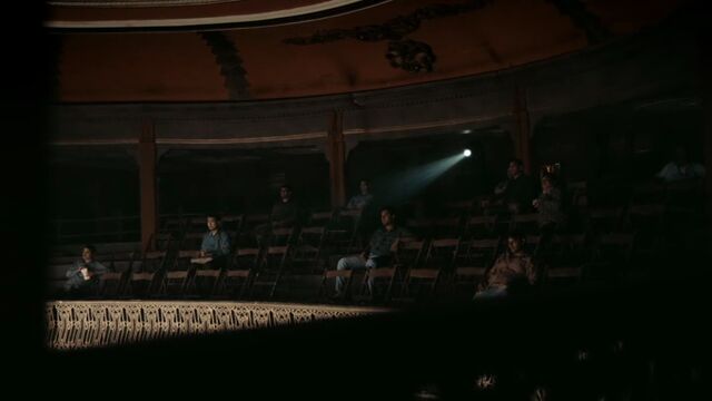 File:In1x02 cinema.jpg