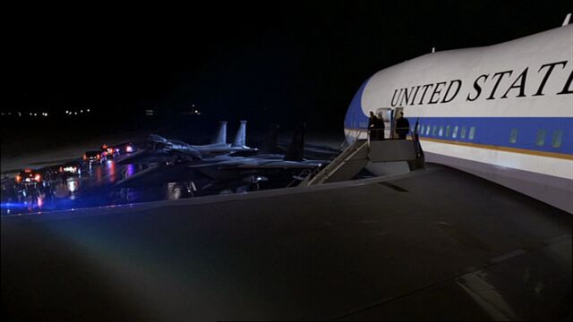 File:6x12 runway.jpg