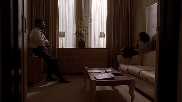 File:1x13 hotel suite room.jpg