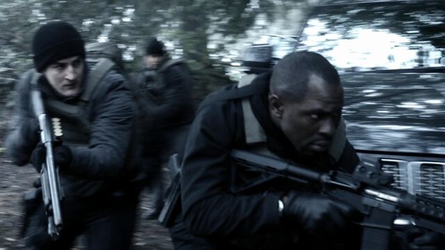 File:9x05 shotgun agent.jpg
