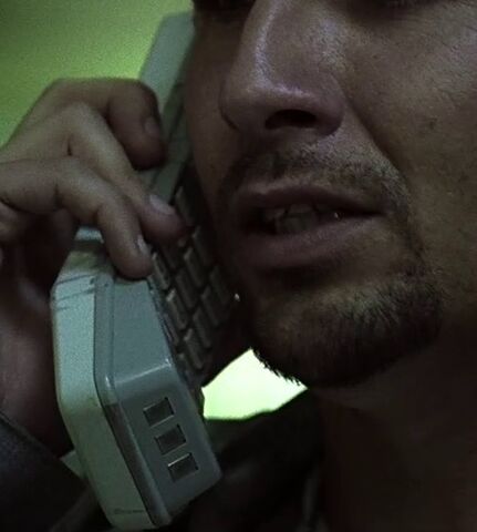 File:2x17 King's liquor phone.jpg