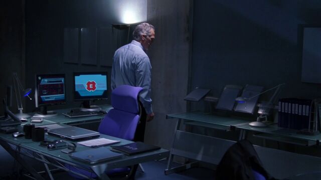 File:5x13 director's office.jpg