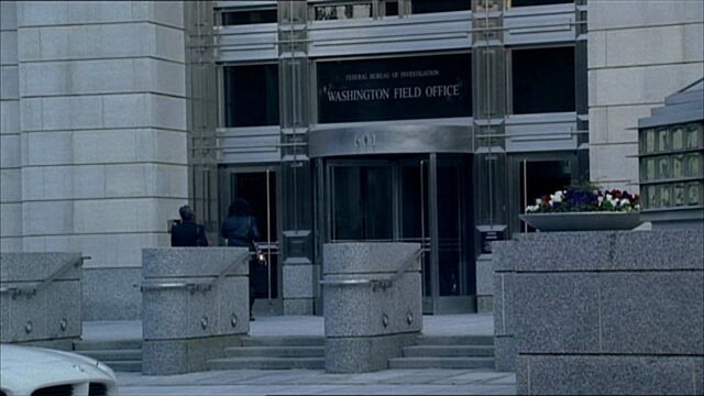 File:7x01 FBI office.jpg