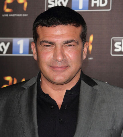 File:Tamer Hassan.jpg