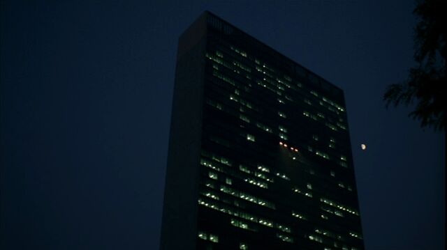 File:8x10 UN building.jpg
