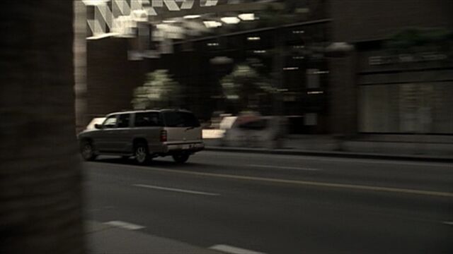 File:3x22 Macy's.jpg