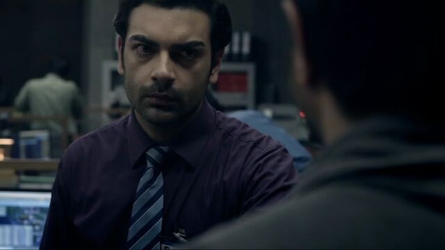 File:In1x02 Tej and Jai.jpg