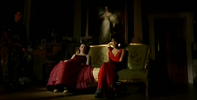 File:WorsleyHouseLivingRoom.png