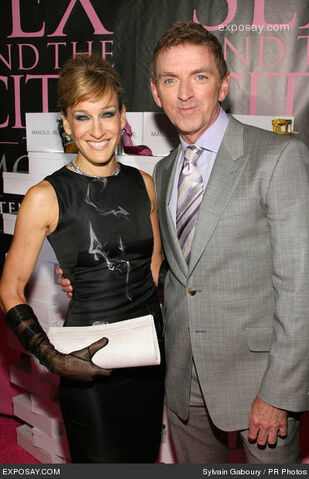 File:Sarah-jessica-parker-and-michael-patrick-king-sex-and-the-city-the-movie-dvd-launch-party-arrivals-01Bh3I.jpg