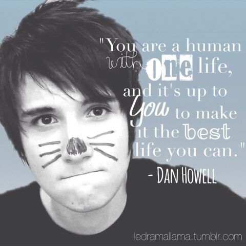 File:DanHowell.jpg