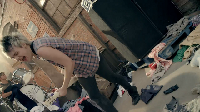 File:5 Seconds of Summer - She Looks So Perfect - 5 Seconds of Summer Wiki (161).png