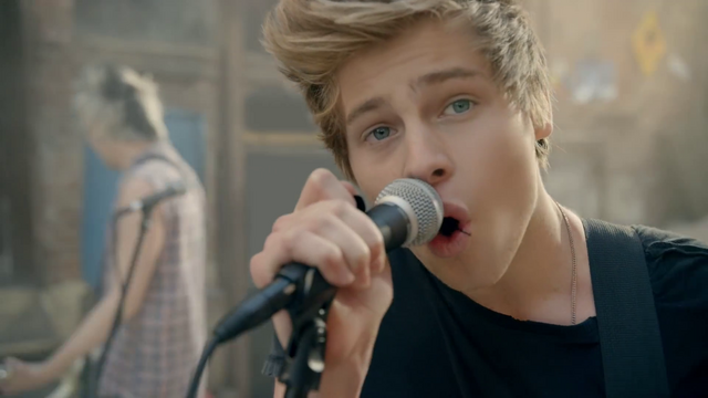File:5 Seconds of Summer - She Looks So Perfect - 5 Seconds of Summer Wiki (36).png