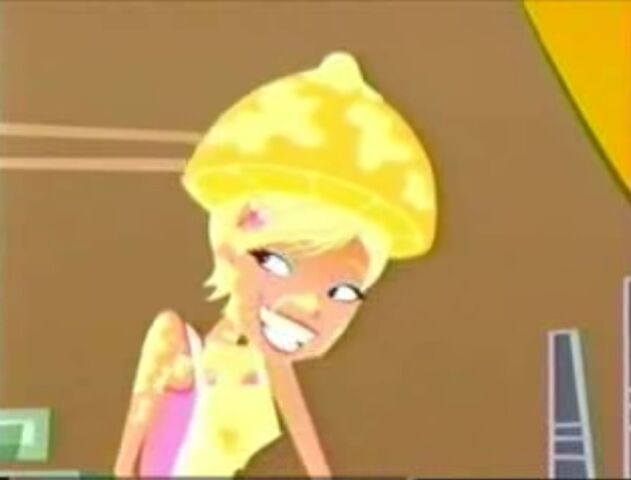 File:CaitlinSplattered.jpg