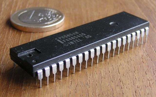 Plik:Intel-8085.jpg