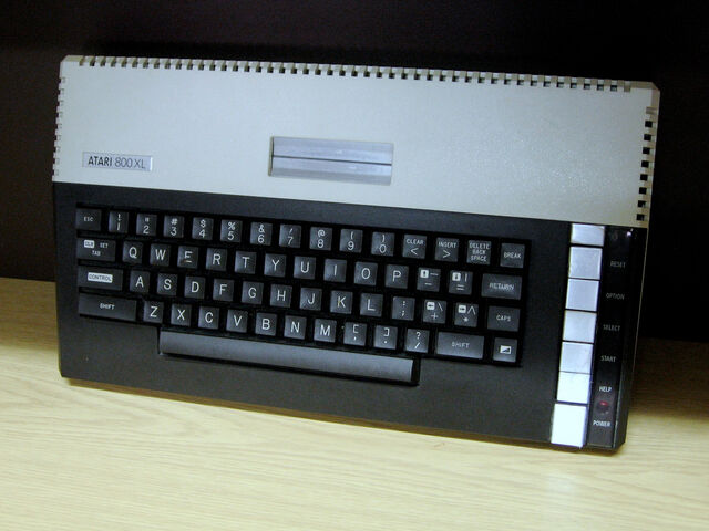 Plik:Atari 800XL.jpg