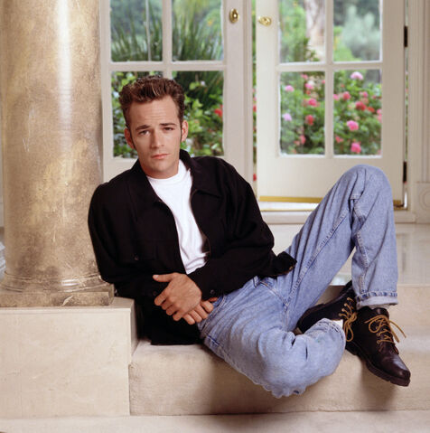 File:Dylanmckay.jpeg