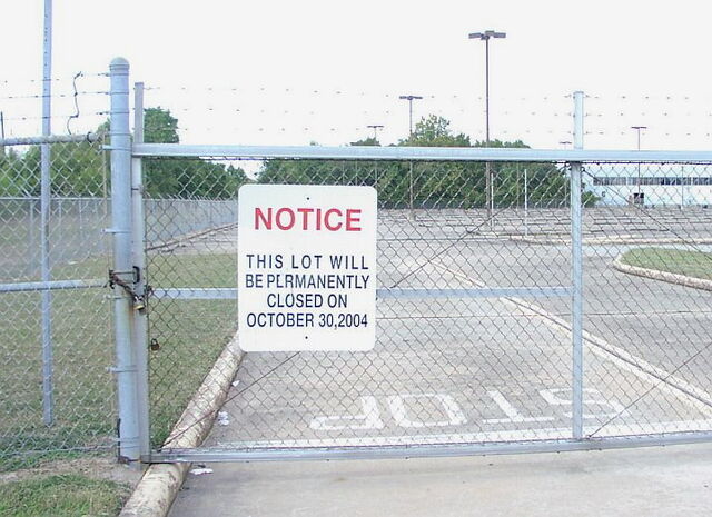 File:Metroclosedsign.jpg