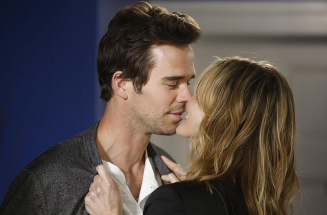 File:Dakota and Will.png