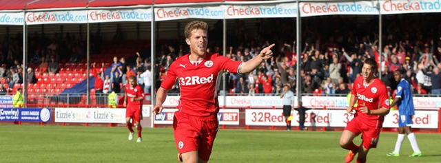 Fichier:Wikia-Visualization-Main,frcrawleytownfc.png