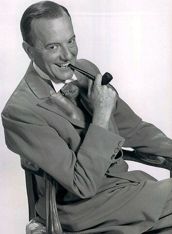 File:Maurice Evans.jpeg