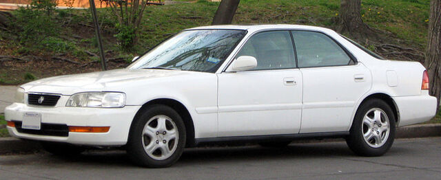 File:1st Acura TL -- 04-10-2011.jpg