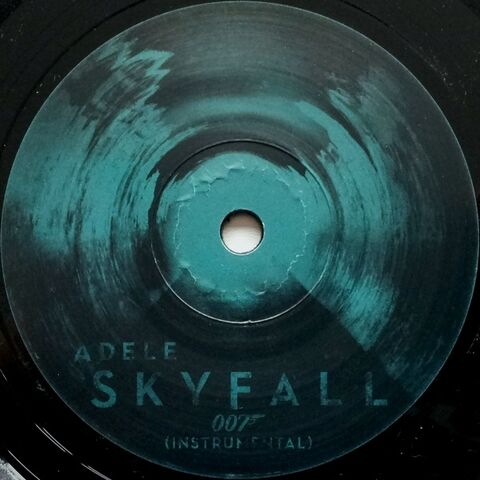 File:Skyfall Vinyl 4.jpg