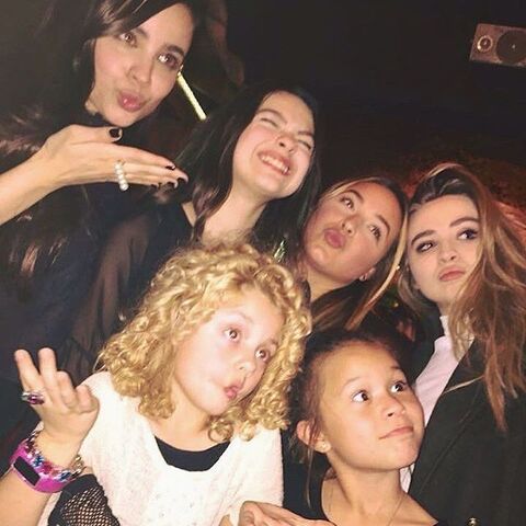 File:Squad.jpg