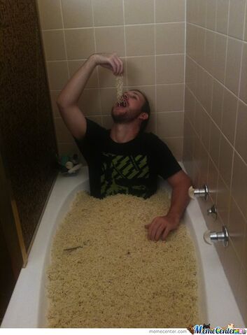 File:Ramen Noodles bath lol.jpg