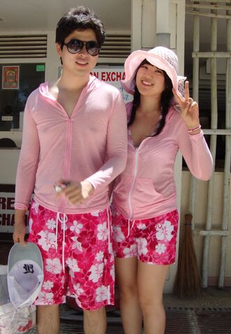 File:Pink-matching.jpg