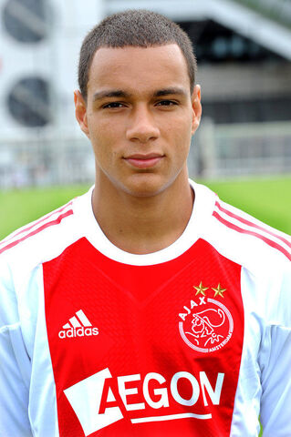 Bestand:2007)GregoryVanderWiel.jpg
