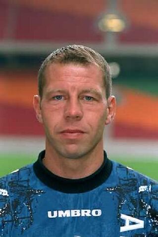 Bestand:1994)FredGrim.jpg