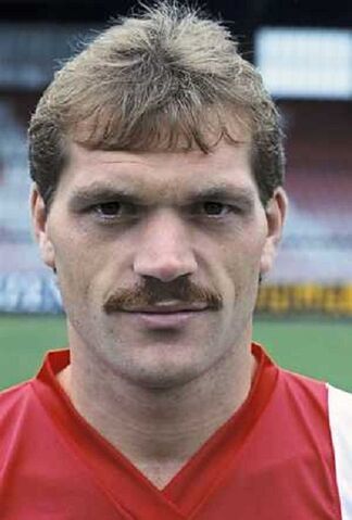 Bestand:1986)JanWoutersAjax.jpg
