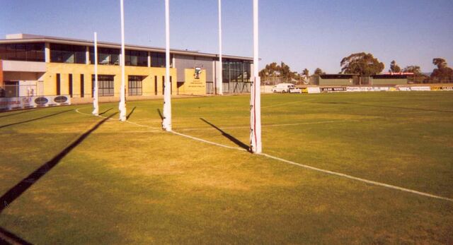 File:Alberton Oval 3b.jpg