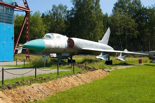 File:800px-Tupolev Tu-128 @ Central Air Force Museum.jpg