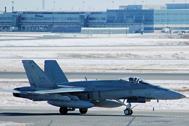 File:CF-18YYZ-742659.jpg