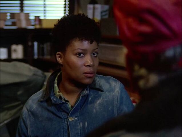 File:Mary Avery-eruption.jpg